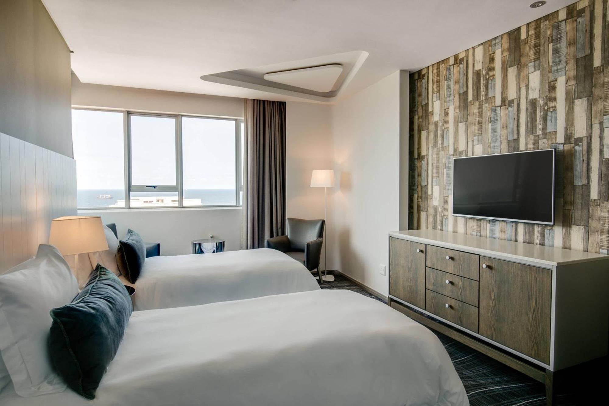 Protea Hotel By Marriott Durban Umhlanga Exterior photo