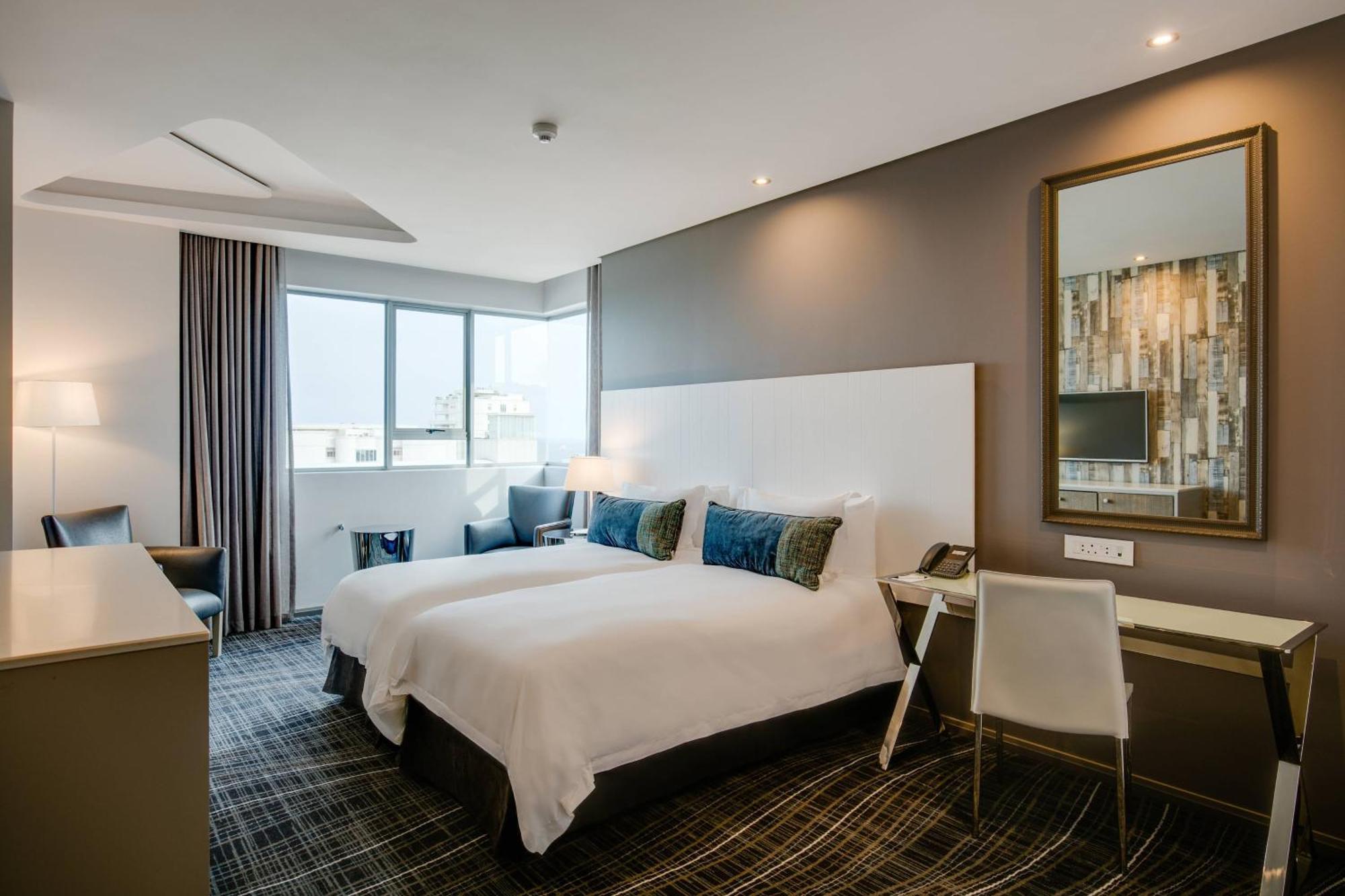 Protea Hotel By Marriott Durban Umhlanga Exterior photo