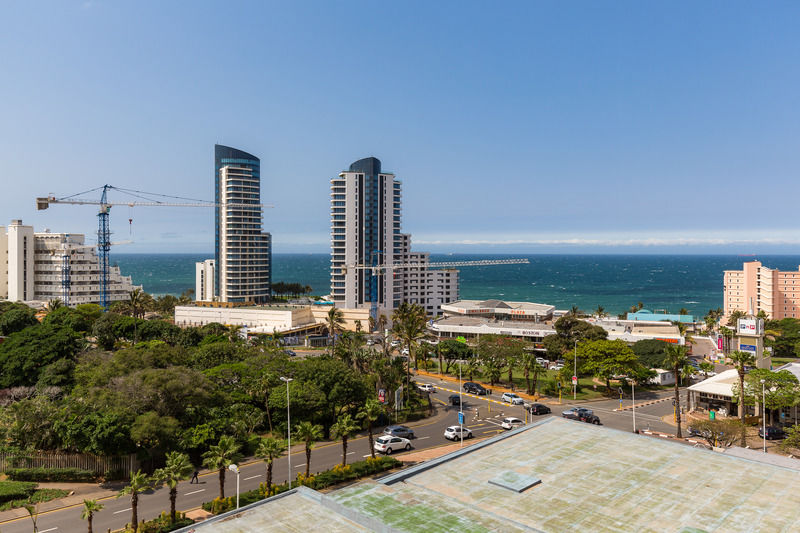 Protea Hotel By Marriott Durban Umhlanga Exterior photo